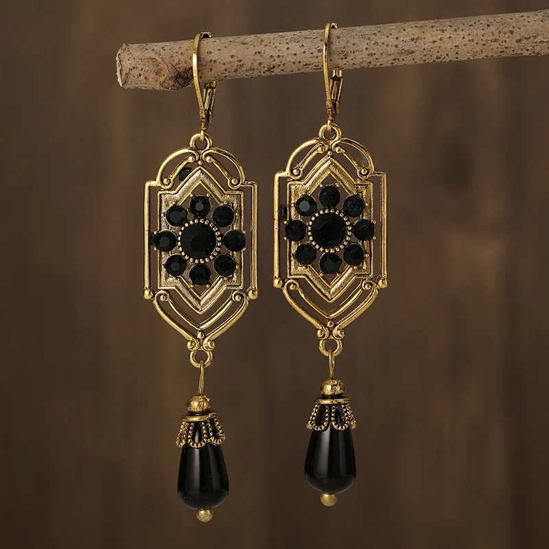 Charm™ | Kolczyki z czarnego kryształu w stylu vintage