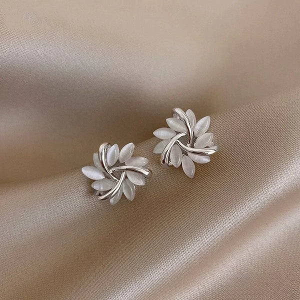 Sienna™ | Eleganckie kolczyki z opalowymi płatkami w kształcie koła